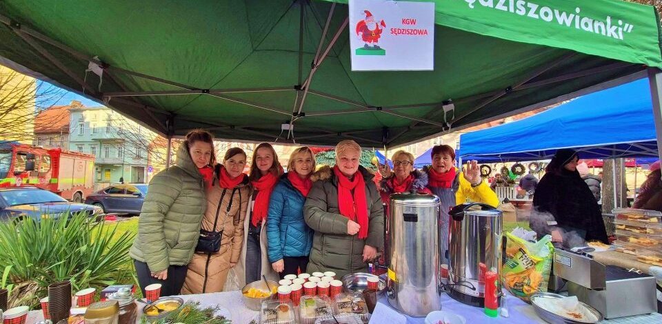 Polsko-Czeski Jarmark Świąteczny i Mikołajkowy Bieg w Świerzawie