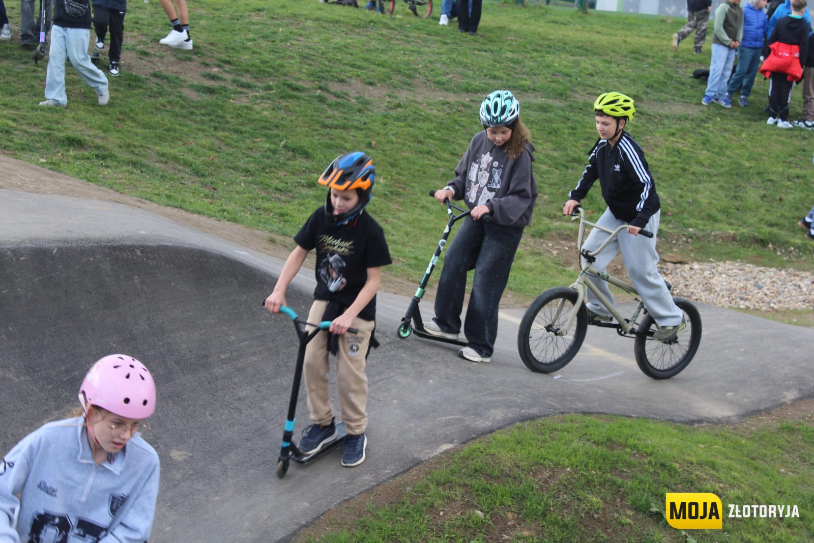 Inwestycja za ponad milion złotych oddana do użytku. Nowy pumptrack czeka na mieszkańców