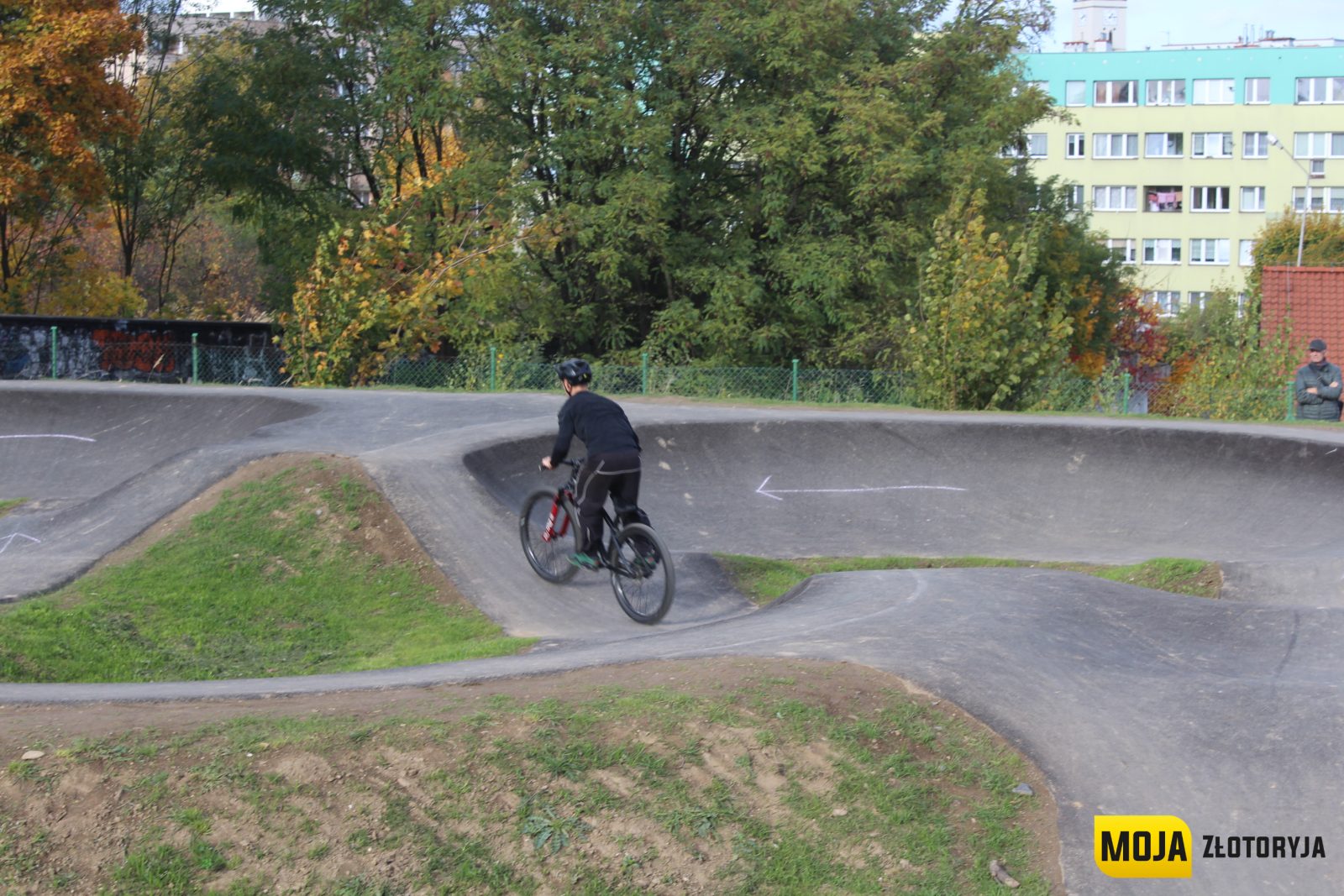 Inwestycja za ponad milion złotych oddana do użytku. Nowy pumptrack czeka na mieszkańców — zdjęcie 23