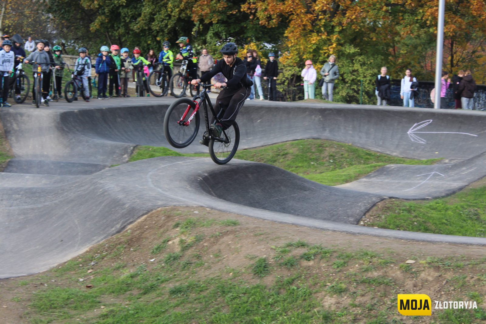 Inwestycja za ponad milion złotych oddana do użytku. Nowy pumptrack czeka na mieszkańców — zdjęcie 1