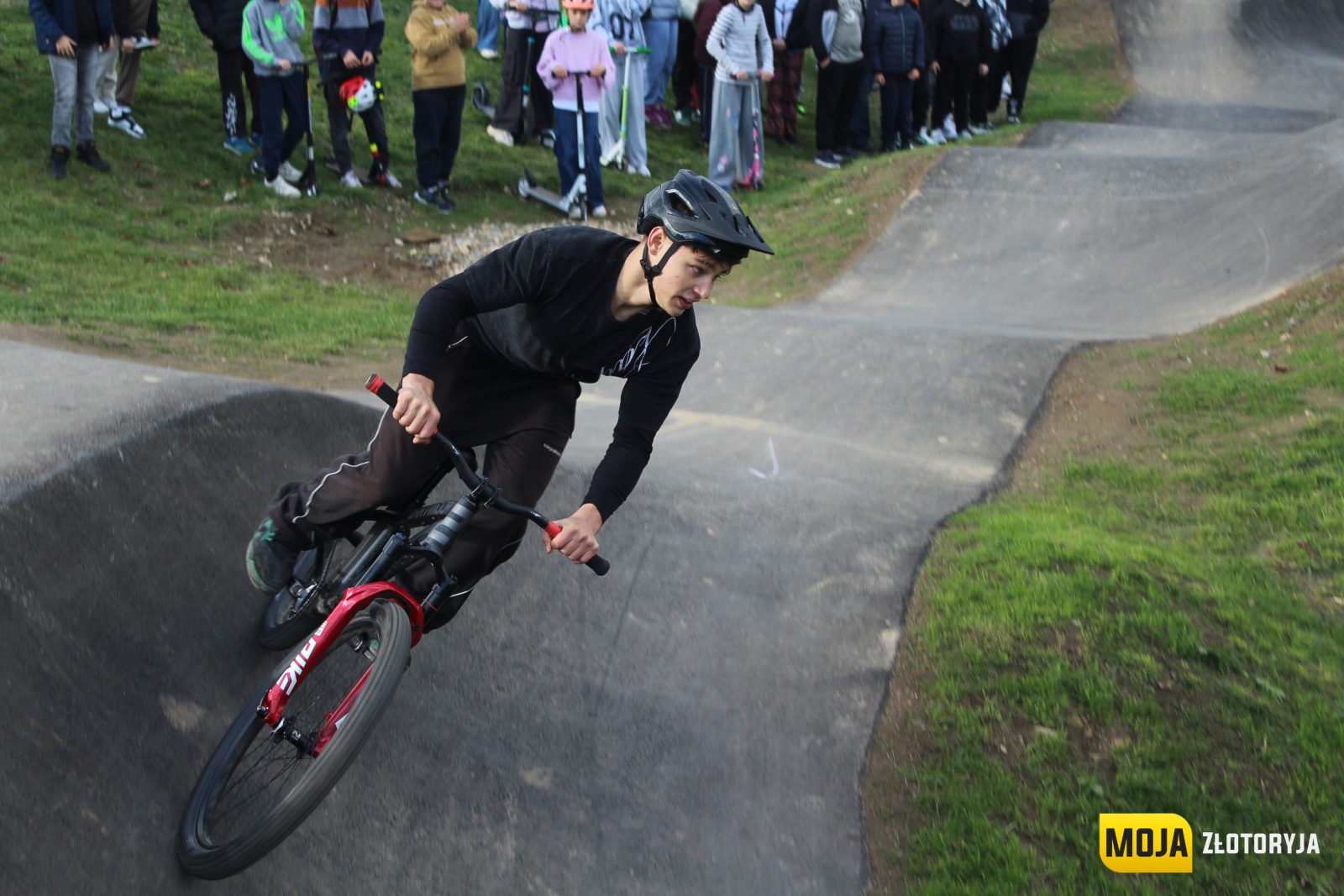 Inwestycja za ponad milion złotych oddana do użytku. Nowy pumptrack czeka na mieszkańców — zdjęcie 2