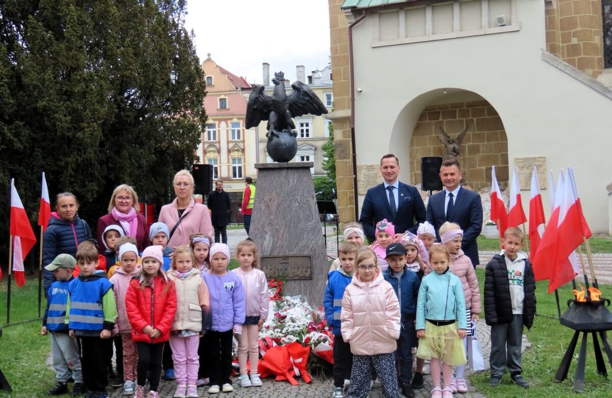 8 maja – Dzień Zwycięstwa. Hołd dla bohaterów w 80. rocznicę zakończenia II wojny światowej
