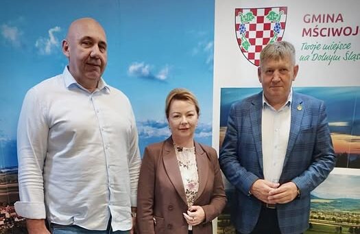 Wójt Piotr Janczyszyn stawia na rozwój – rozmowy o współpracy z Gminą Mściwojów
