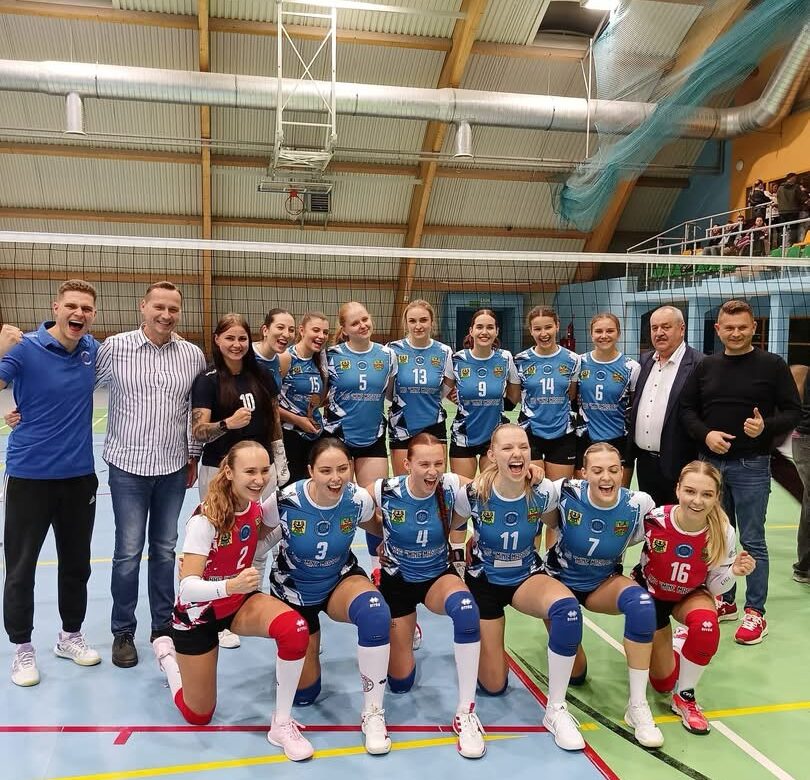 Siatkarskie emocje w Hali Tęcza – KKS MINE MASTER Złotoryja z kolejnym zwycięstwem