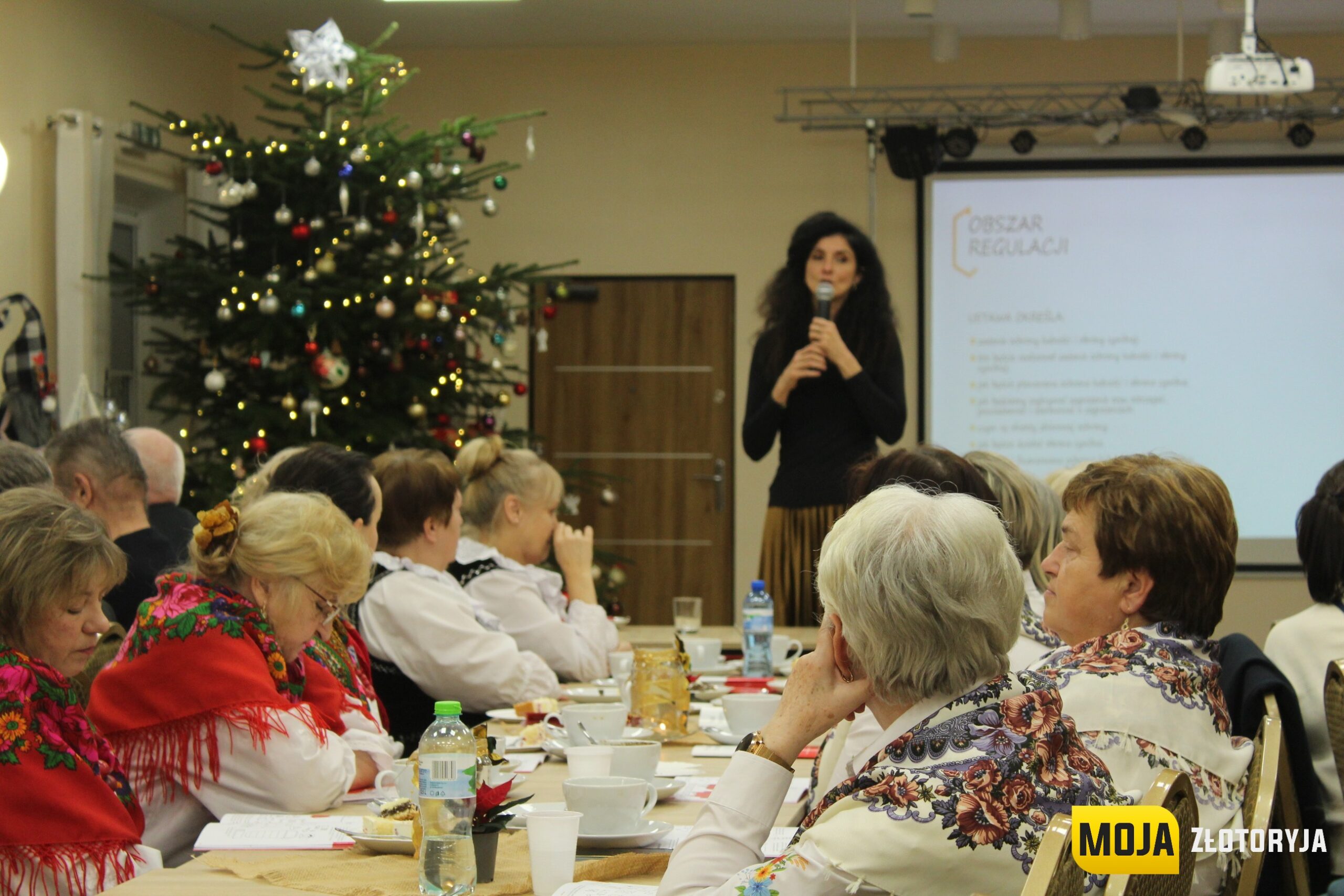 Wojewoda szkoliła kobiety z Gminy Pielgrzymka w zakresie ochrony ludności i obrony cywilnej
