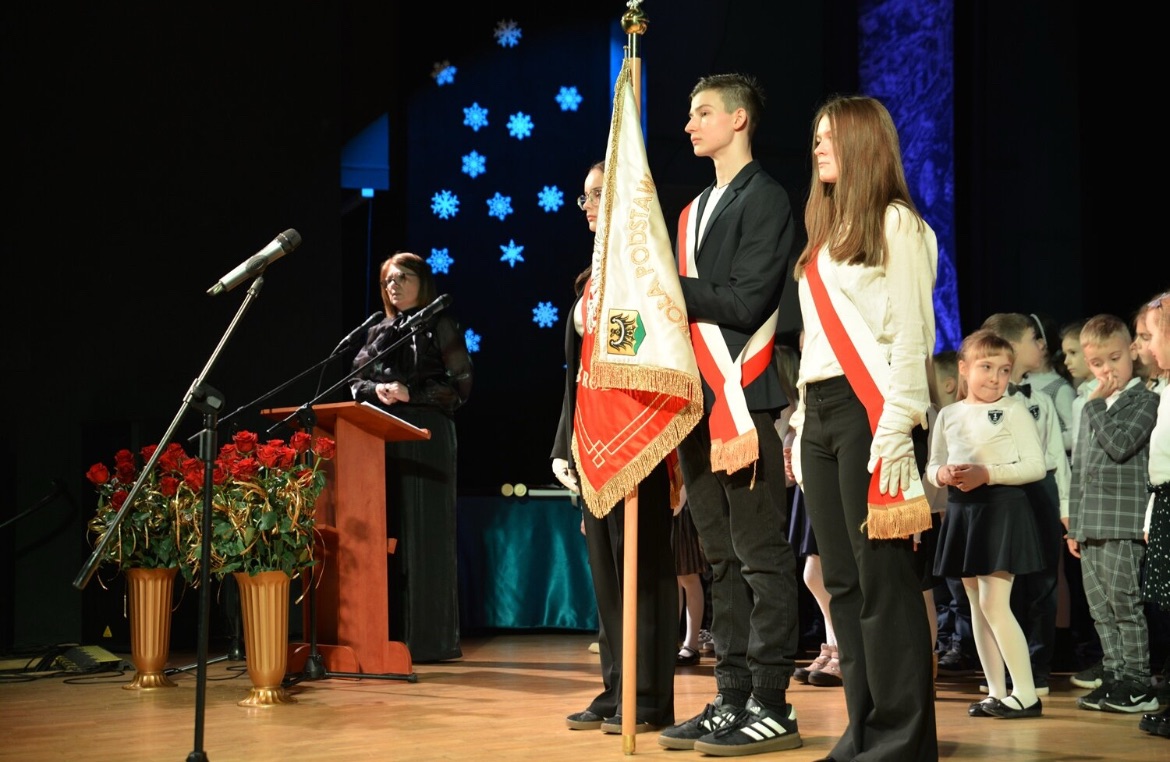 Muzyka, wspomnienia i wzruszenia. Wyjątkowe obchody 80-lecia SP nr 1 w Złotoryi