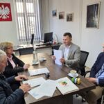 Podpisano umowę na remont drogi powiatowej w Rzeszówku