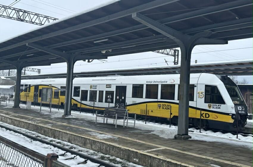 Przystanki kolejowe na terenie Gminy Pielgrzymka – jest decyzja Zarządu Województwa Dolnośląskiego