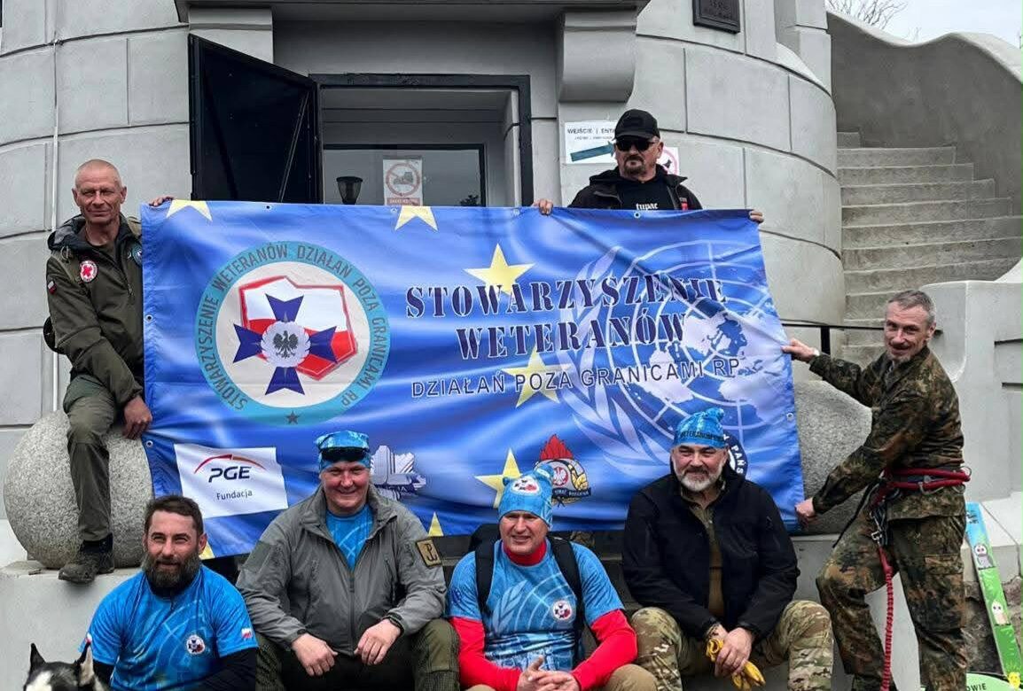 Weterani i wolontariusze razem na szlaku bez granic
