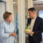 Świąteczna wizyta władz powiatu w złotoryjskim szpitalu