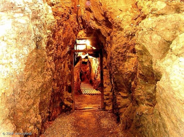 Szlakiem podziemi przez Złotoryję