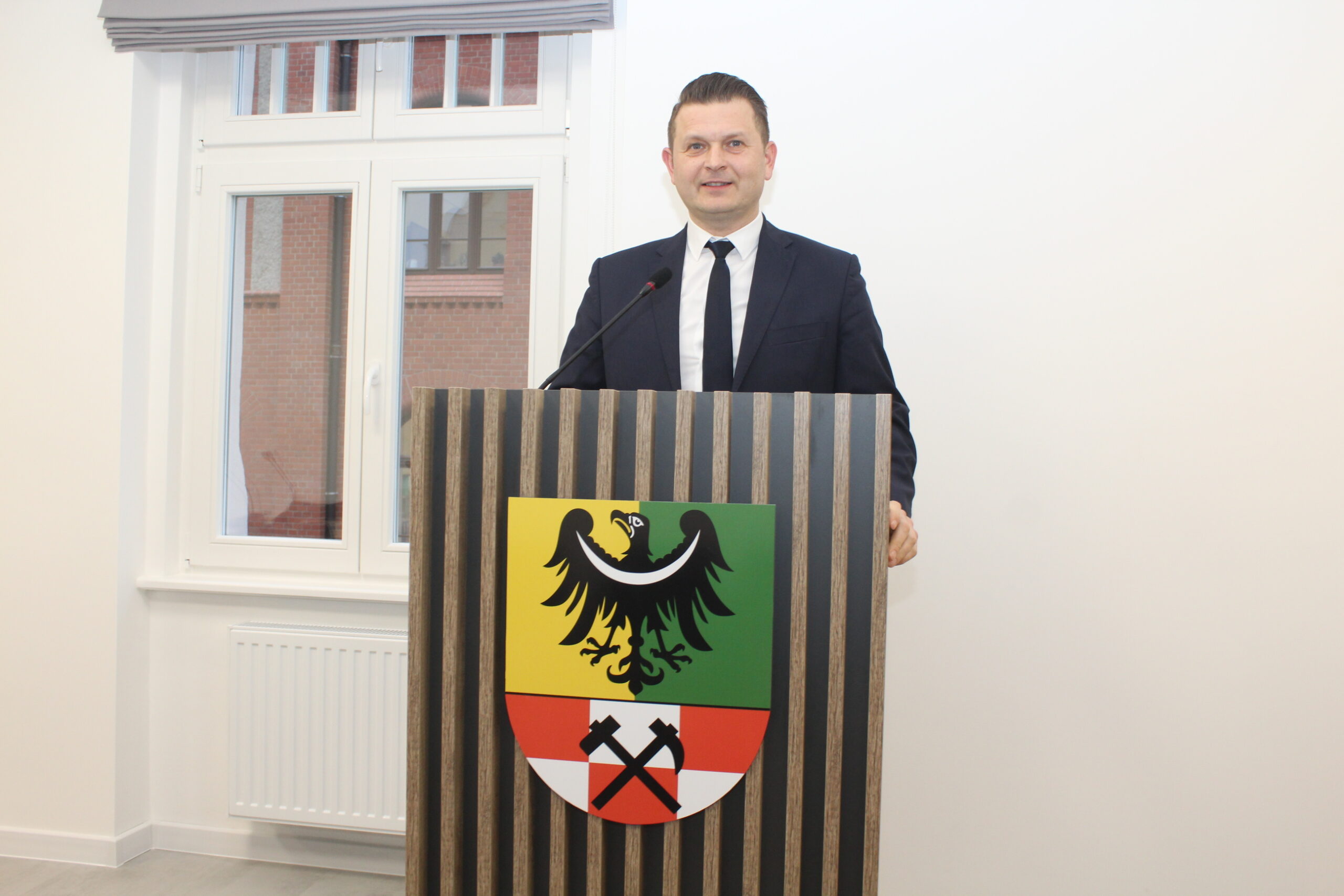 Powiat Złotoryjski z nowoczesnym gabinetem dentystycznym dla uczniów
