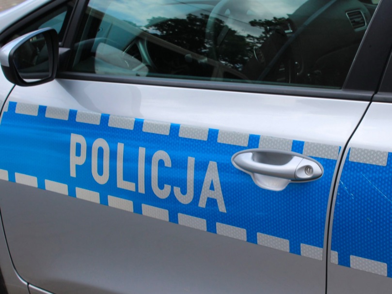 Niebezpieczny drift zakończony mandatem i utratą prawa jazdy