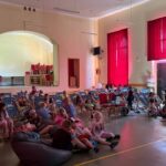 Biblioteka zamieniła się w kino dla najmłodszych