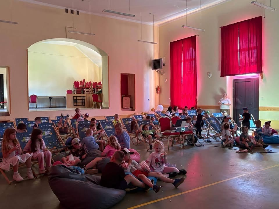 Biblioteka zamieniła się w kino dla najmłodszych