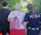 Szybka reakcja policjantów uratowała kobietę w lesie