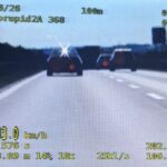Pędził ponad 200 km/h. Kierowca ukarany w warunkach recydywy drogowej