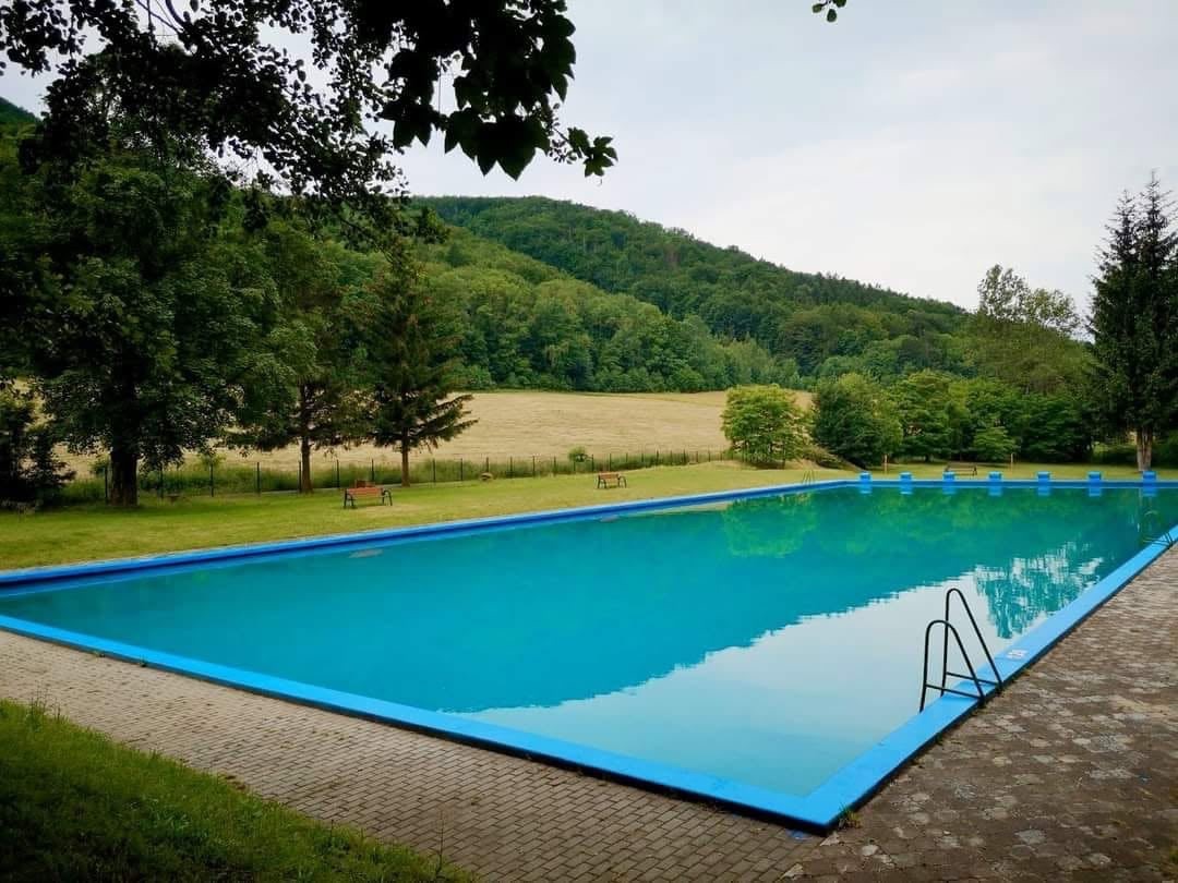 Basen Miejski w Wojcieszowie zakończył tegoroczny sezon