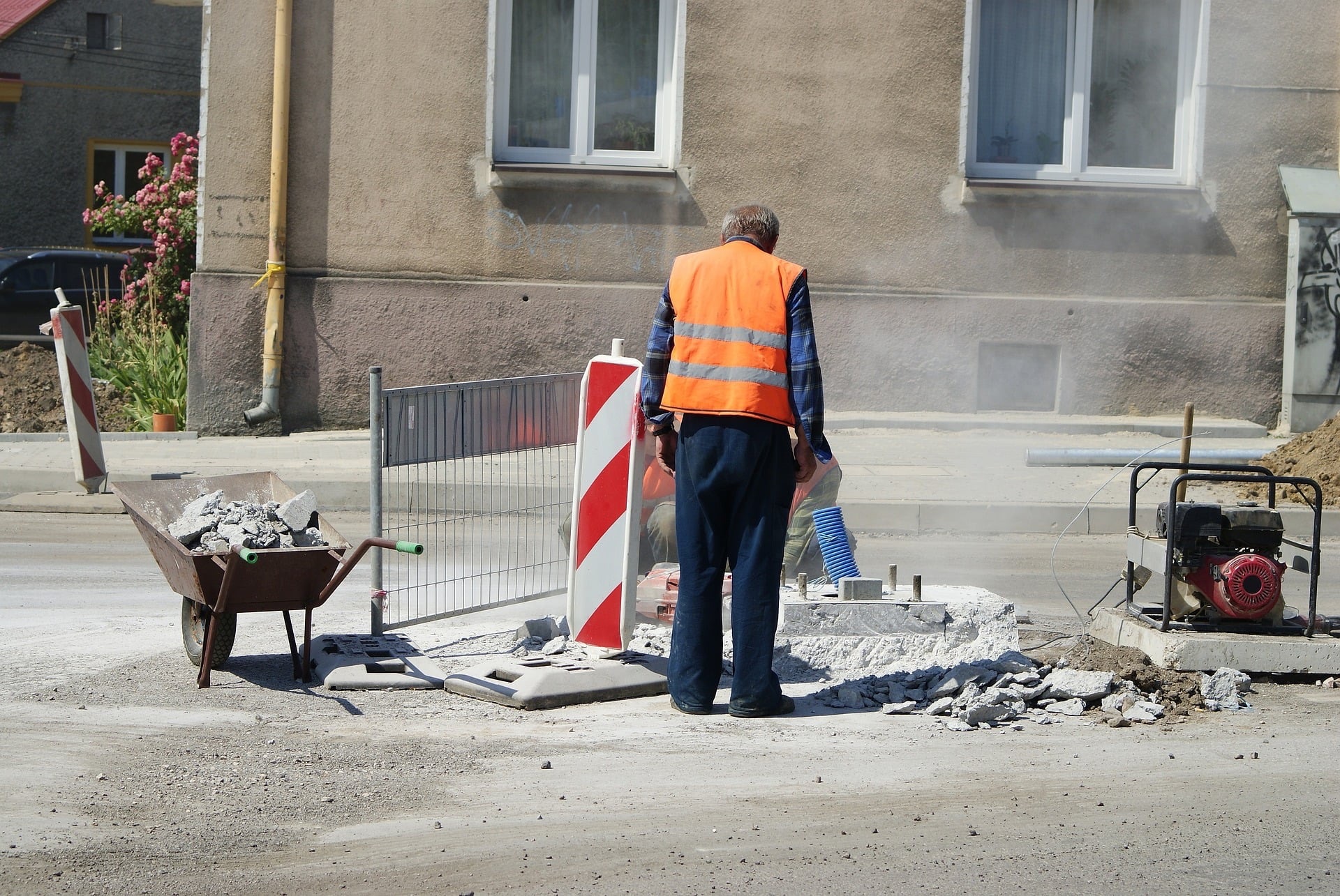 Uwaga kierowcy! W piątek zamknięta część ulicy Hożej