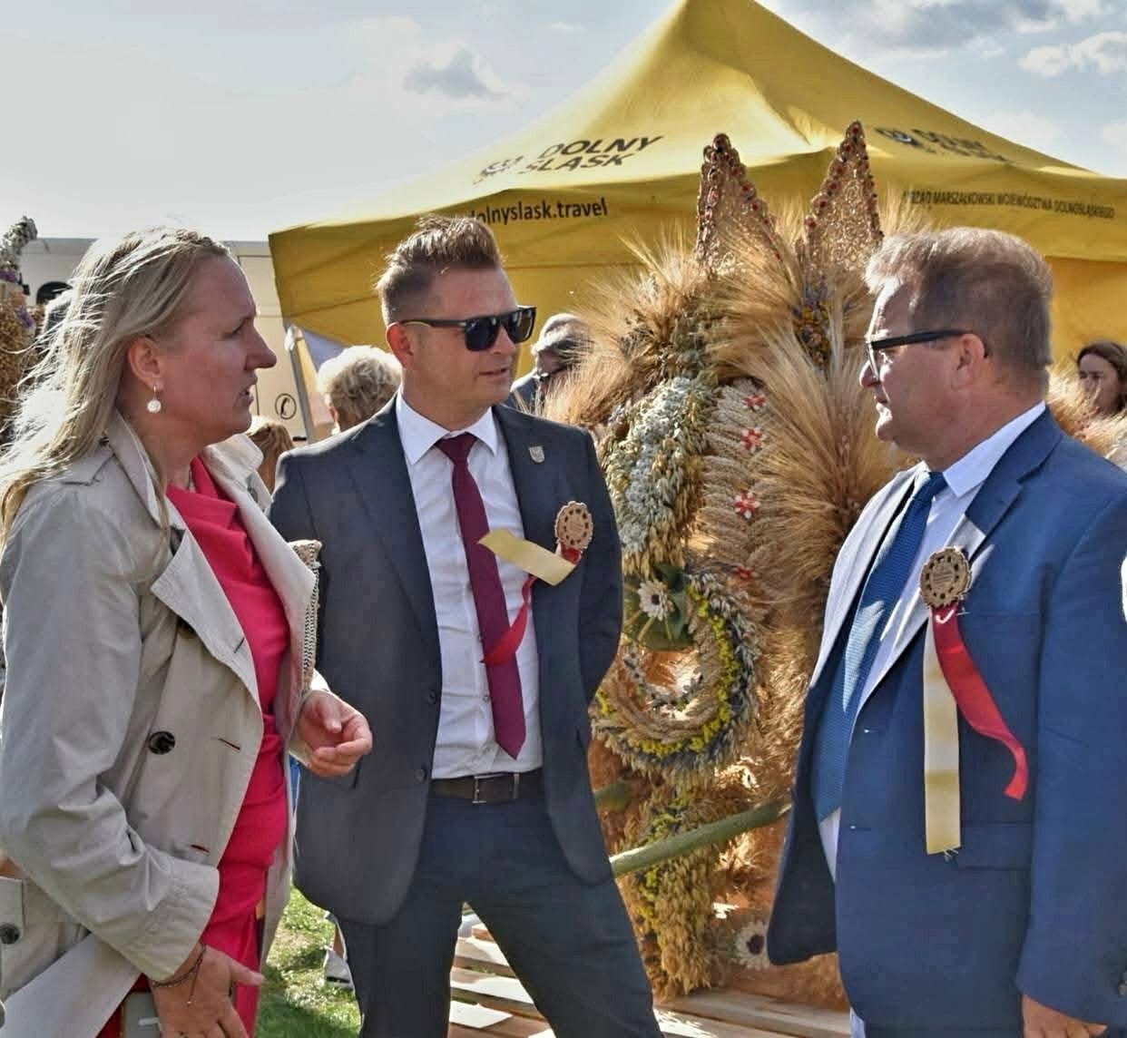 Starosta Rafał&nbsp;Miara uczestniczył w Dożynkach Wojewódzkich