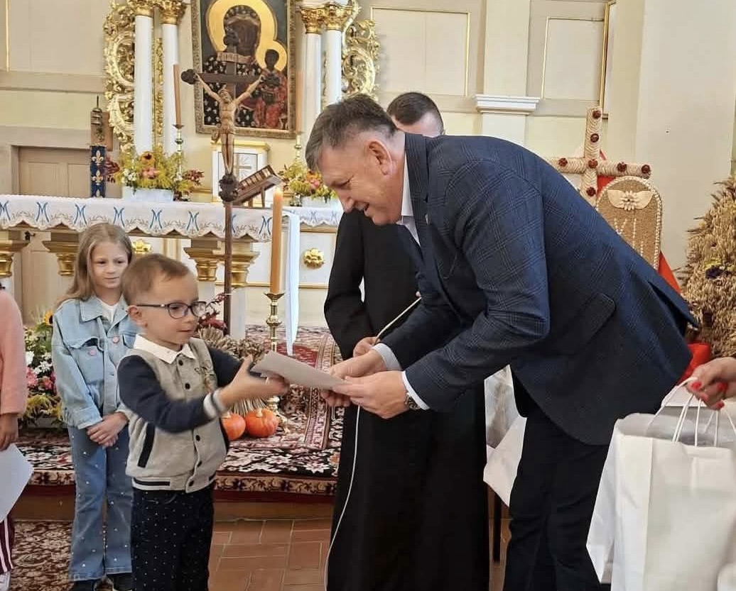Kolorowe wspomnienia z wakacji. Wszystkie prace nagrodzone pierwszym miejscem