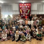 Lekcja bezpieczeństwa z ratownikiem medycznym i strażakiem