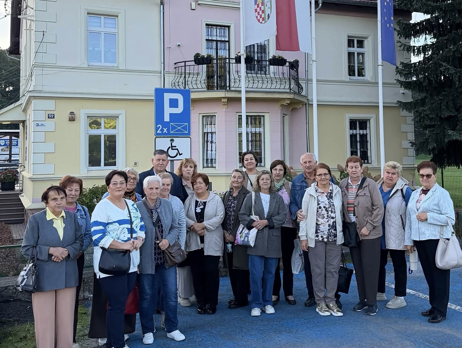 Wyjazd Dyskusyjnego Klubu Książki z Zagrodna do Wrocławia