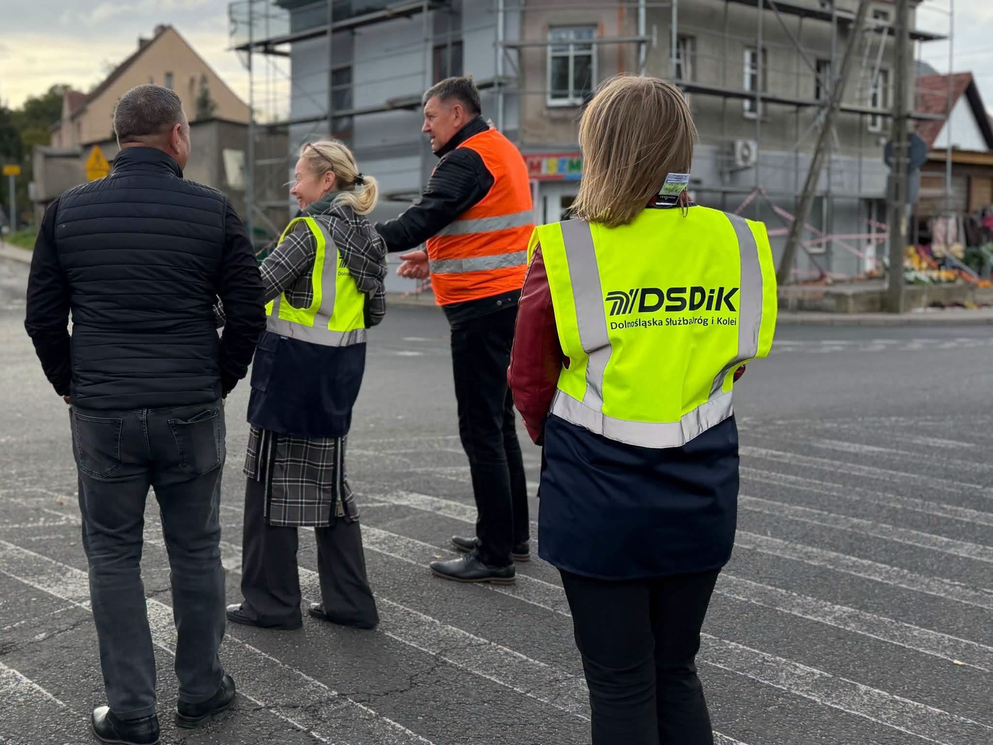 Wizytacja dróg i chodników w gminie Zagrodno. Rozmowy o poprawie bezpieczeństwa