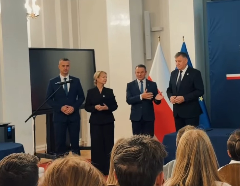 Stypendia Wójta Gminy Zagrodno dla 20 uczniów